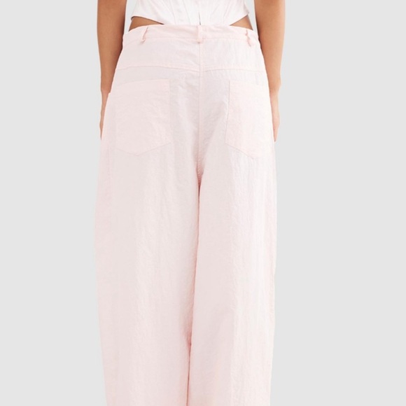 Brand new with tags- LIONESS PINK LOW RISE PANTS NEVER BEEN WORN - Picture 3 of 9